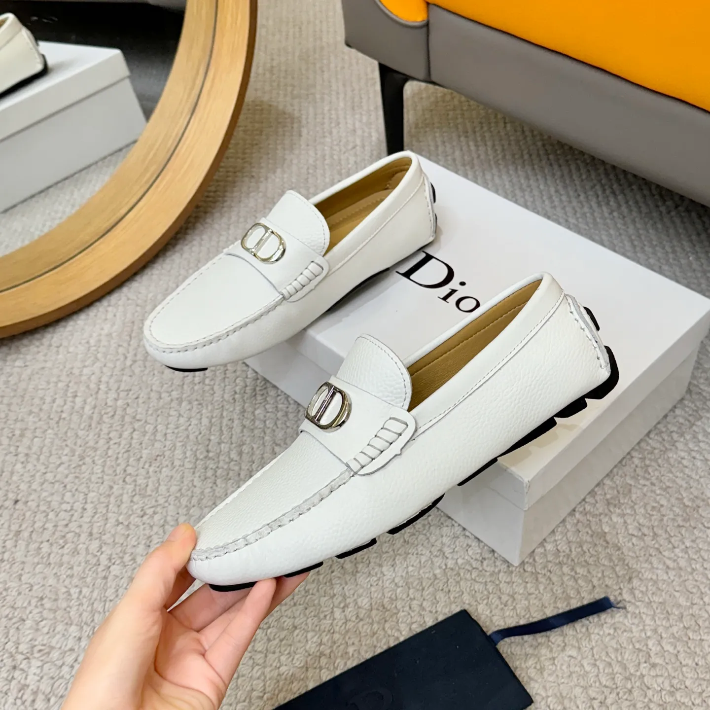 Men's clothing and shoes 💰420! (Yangli) Quality DIOR [Dior’s latest arrival] real auction hot-selling Doudou shoes 🔍DIOR) new Doudou shoes 👍Belgian designer Martin Margiela serves as Gucci shoe designer y full of charm, luxury style gentleman upper: imported cowhide, lining with spring sweat-absorbent first-layer sheepskin. Outsole Brand outsole, the last stitching on the bottom will never come off; equipped with classic Gucci exquisite hardware C D buckle💋The whole pair of shoes is fashionable and casual without losing high-end style; standard 38-46